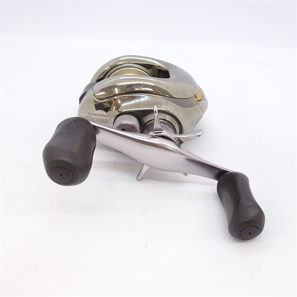 スコーピオンアンタレス右